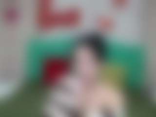 Live cam show with JasmineKouch - Skinny on livesuperchat.net