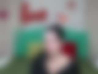 Live cam show with JasmineKouch - Skinny on CamwithHer