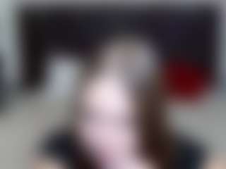 Live cam show with LauraHlot - Living Room on EXY