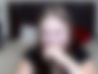 Live cam show with LauraHlot - Small Ass on CamClone