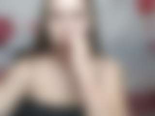 Live cam show with LauraHlot - Small Ass on CamClone