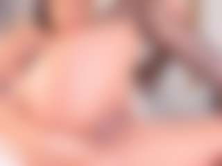 Live cam show with Julieta Jackson - Average on Strip Flash - Live Sex Shows