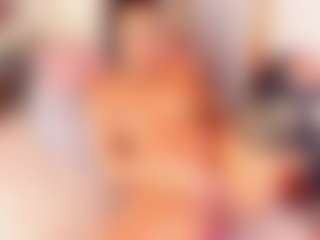 Live cam show with Julieta Jackson - Average on Camsoda