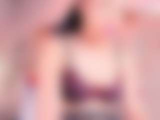 Live cam show with Julieta Jackson - Facial Piercings on CamClone