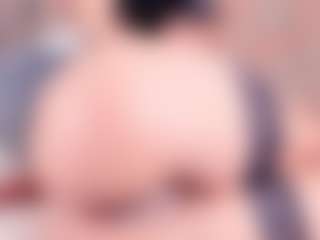 Live cam show with Julieta Jackson - Average on Camsoda