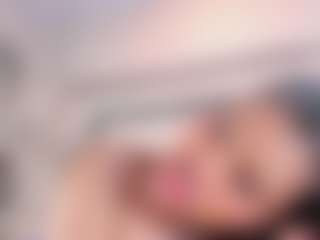 Live cam show with Julieta Jackson - Ride Torso on Camsoda