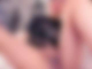 Live cam show with Julieta Jackson - Oil on Camsoda