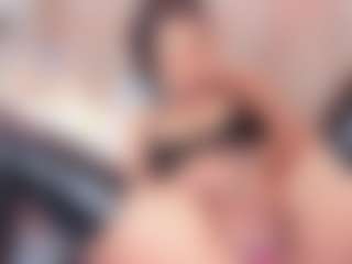 Spettacolo in cam dal vivo con Julieta Jackson - Oil su Camsoda