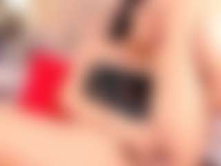 Live cam show with Julieta Jackson - Camel Toe on livesuperchat.net