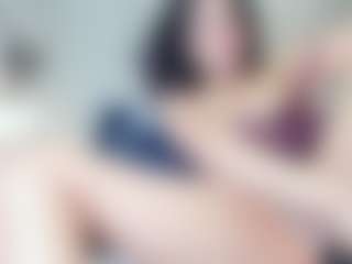 Live cam show with Julieta Jackson - Camel Toe on Camsoda