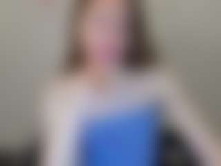 Live cam show with Vanessa - Doggy on Soda Cam