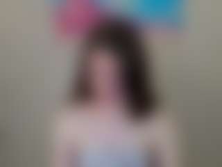 Live cam show with Vanessa - Cute on Milfs Live