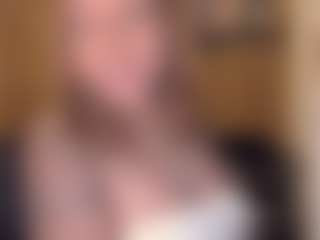 Slimthickxxx's Live Sex Cam Show