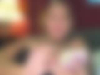 Slimthickxxx's Live Sex Cam Show