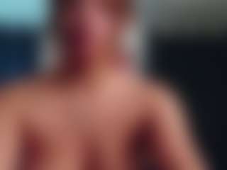 Live cam show with gissel-angel - Public on SpunkLive