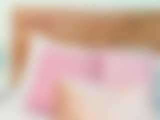 Live cam show with LexiBloom - Living Room on Camsoda