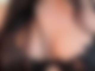 Live cam show with LexiBloom - Living Room on PervPlay.com