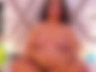 Live cam show with molly-sweett - Cosplay Curvy on CamSodaAdn