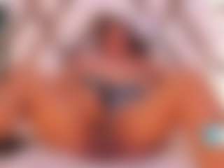 Live cam show with molly-sweett - Strip Mature on TeamSkeetLive