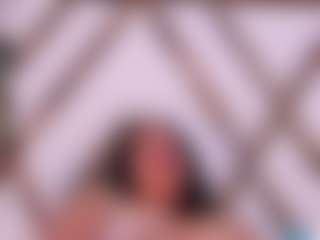 Live cam show with molly-sweett - Brown Hair MILF on CamSodaAdn