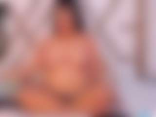 Live cam show with molly-sweett - Cosplay Granny on Hubzter Live
