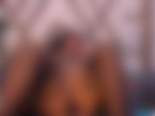 Live cam show with molly-sweett - Big Ass MILF on Camsoda