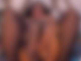 Live cam show with molly-sweett - Brown Eyes MILF on Dolls Live