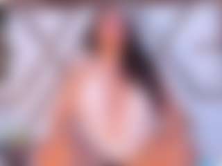 Live cam show with molly-sweett - Cosplay Curvy on nudelive.tv
