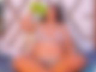 Live cam show with molly-sweett - Curvy MILF on Camsoda