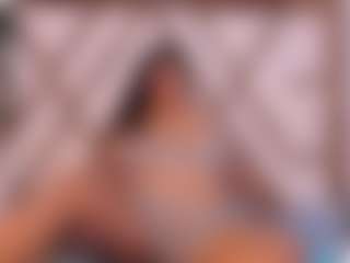 Live cam show with molly-sweett - Anal MILF on Camsoda