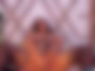 Live cam show with molly-sweett - Lovense Middle Aged on intimatelivegirls.com