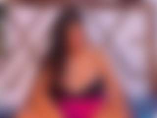 Live cam show with molly-sweett - Middle Aged on TeamSkeetLive