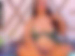 Live cam show with molly-sweett - Big Tits Small Tits on Camsoda