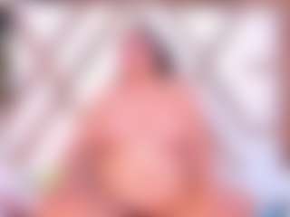 Live cam show with molly-sweett - Curvy Middle Aged on WildCum