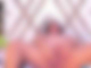 Live cam show with molly-sweett - Chubby on CamSextacy