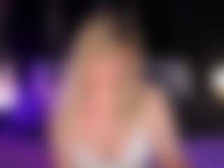 Live cam show with Sasha - White on Hubzter Live | united states