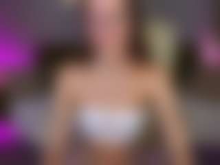 Live cam show with CozyMell - Bikini on Ass Tok