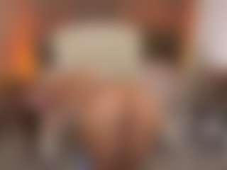 Live cam show with CozyMell - Lush Brown Hair on sexylive.show