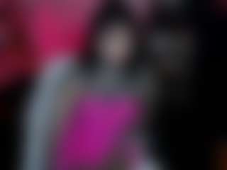Live cam show with HeraInk - Small Tits on livesuperchat.net