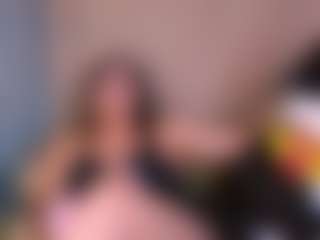 Live cam show with isabellassmith - Tease on CamSextacy