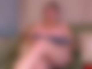 Live cam show with isabellassmith - Submissive on sexylive.show