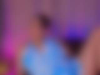 Live cam show with isabellassmith - Smoking on liverealitysex.com
