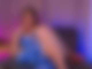 Live cam show with isabellassmith - Brown Eyes on madthumbs