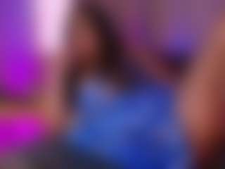 Live cam show with isabellassmith - Uncut on Camsoda