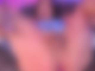 Live cam show with isabellassmith - Cumshot on Camsoda