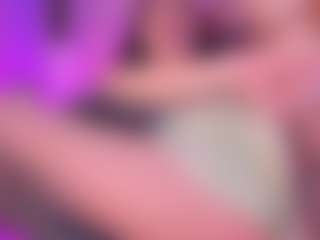Live cam show with isabellassmith - Mistress on Mixed Magazine Live