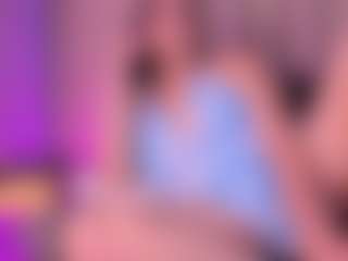 Live cam show with isabellassmith - Smoking on Camsoda