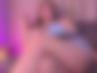 Live cam show with isabellassmith - HD on Camsoda