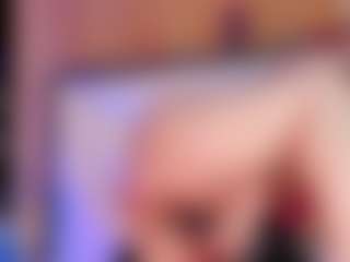 Live cam show with LilyBigAss - Smoking on Camsoda