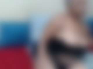 Live cam show with Londilicious33 - Ebony on CamwithHer | south africa